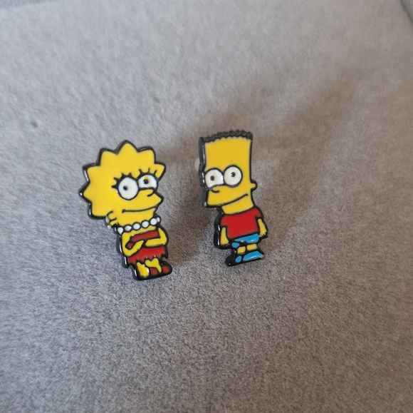 Simpsons Stud earrings brand new - Picture 2 of 3